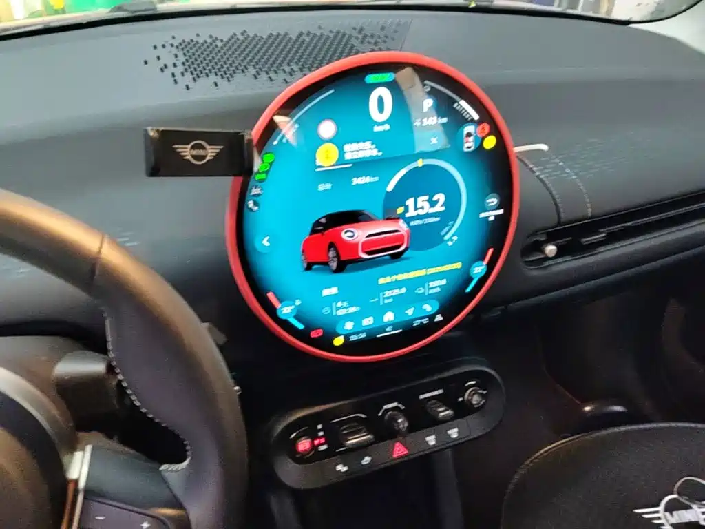 MINI MINI COOPER EV — миниатюра 18