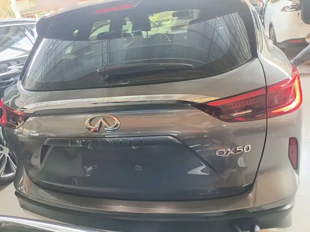 Infiniti QX50 — миниатюра 6