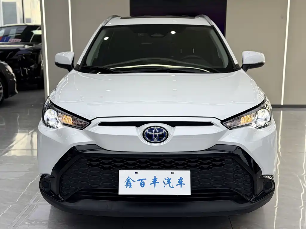 Toyota Frontlander — миниатюра 2