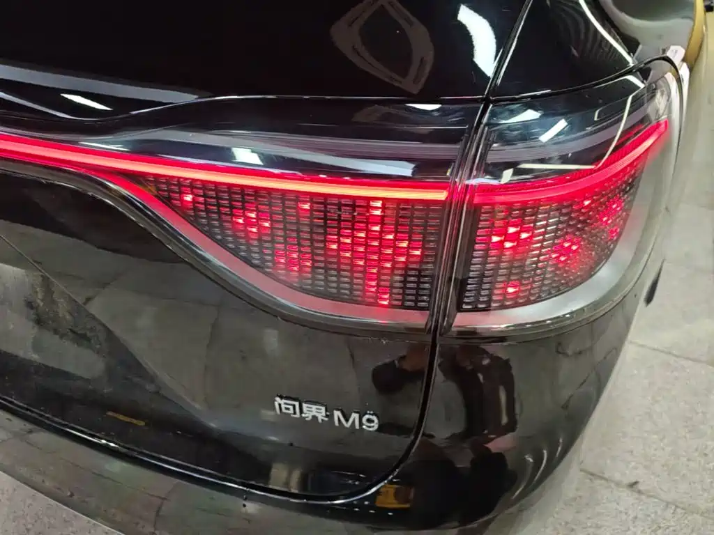 AITO Wenjie AITO M9 — миниатюра 8