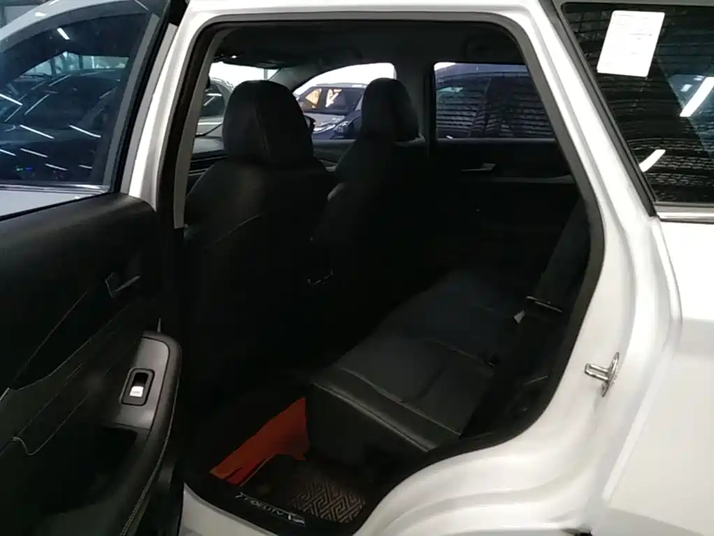 Soueast DX8S 1.5T DCT Chief Edition 5 Seats, фото 17