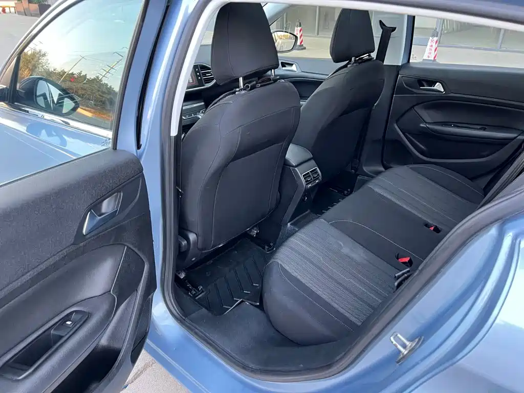 Peugeot 308S — миниатюра 7