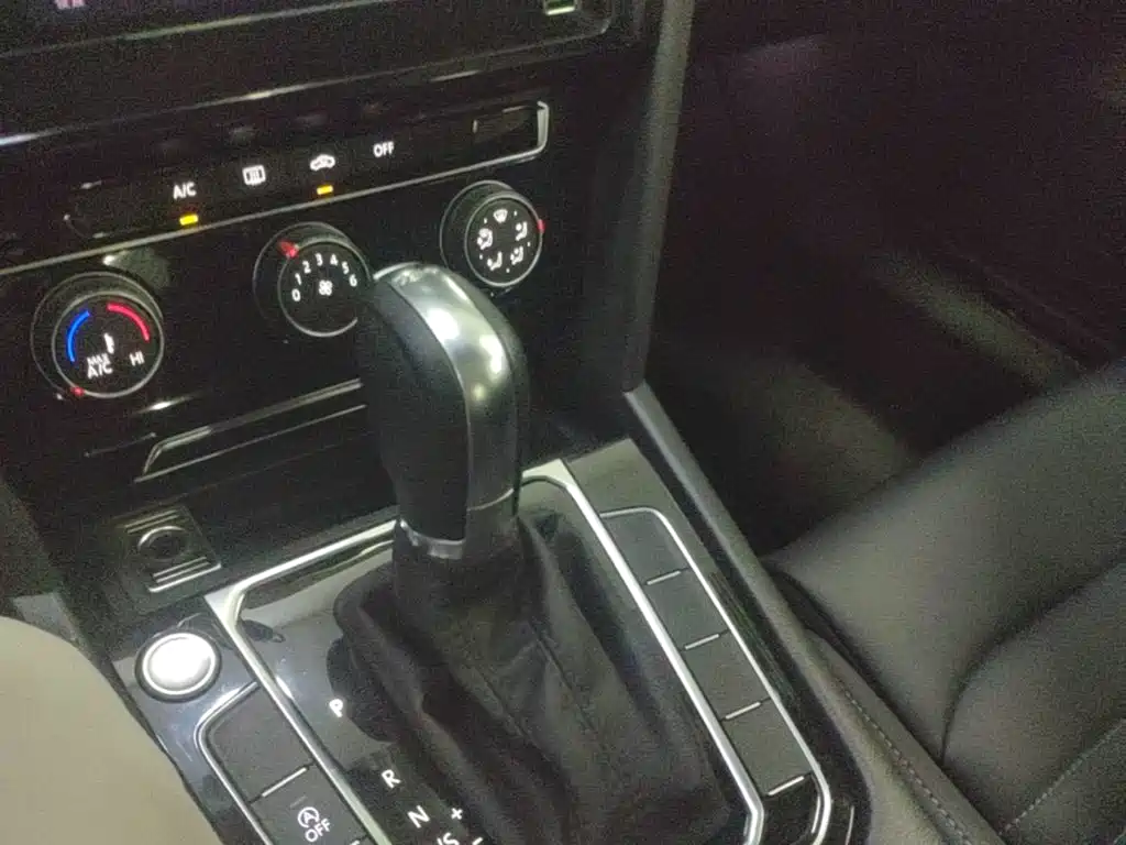 Volkswagen Magotan — миниатюра 14