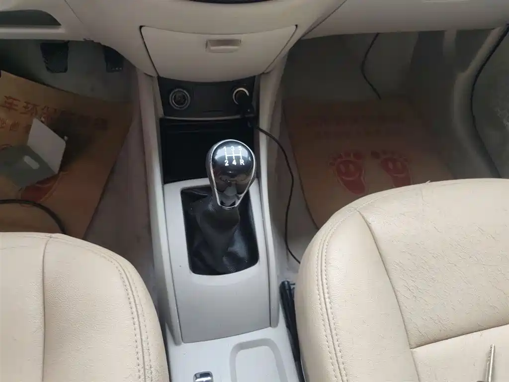 Changan V5 — миниатюра 14