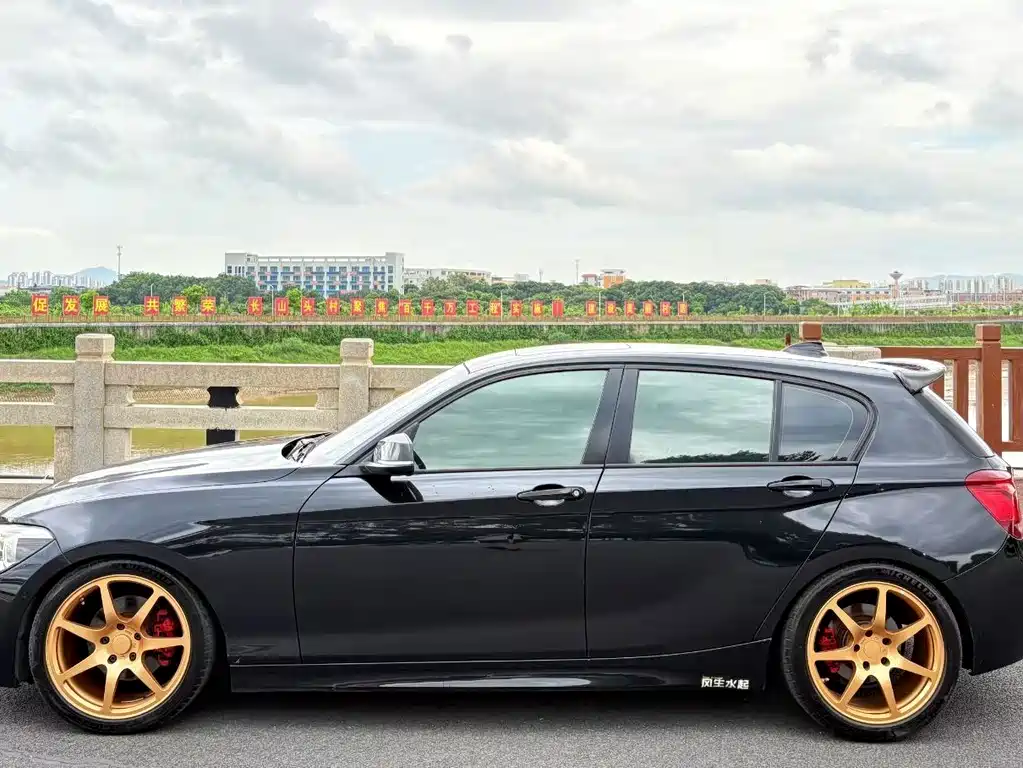 BMW 1 Series (Import) — миниатюра 5