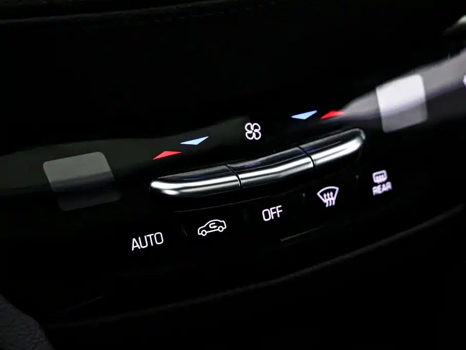 Cadillac XT5 — миниатюра 9