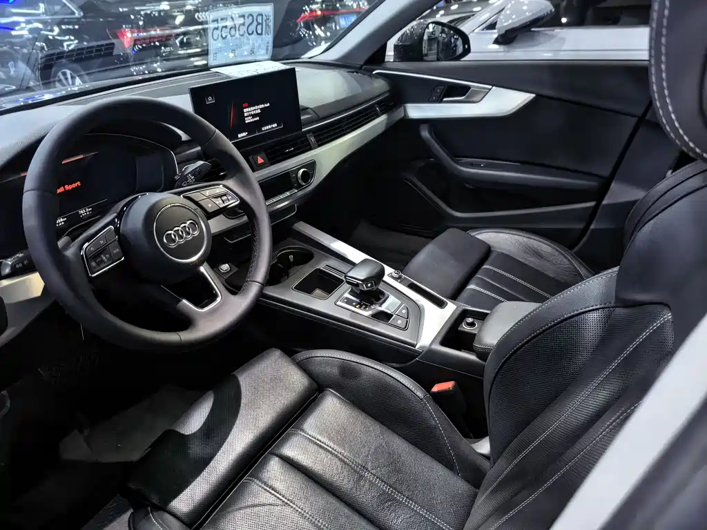 Audi A4L 2022 40 TFSI Fashion