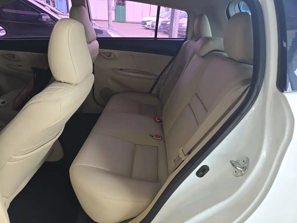 Toyota Vios FS — миниатюра 17