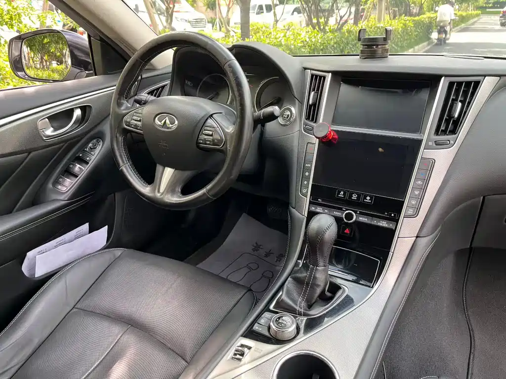 Infiniti Q50L — миниатюра 5