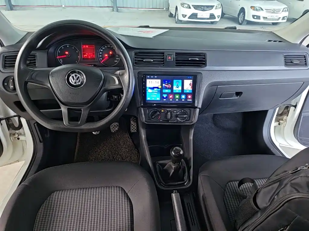 Volkswagen Santana — миниатюра 10