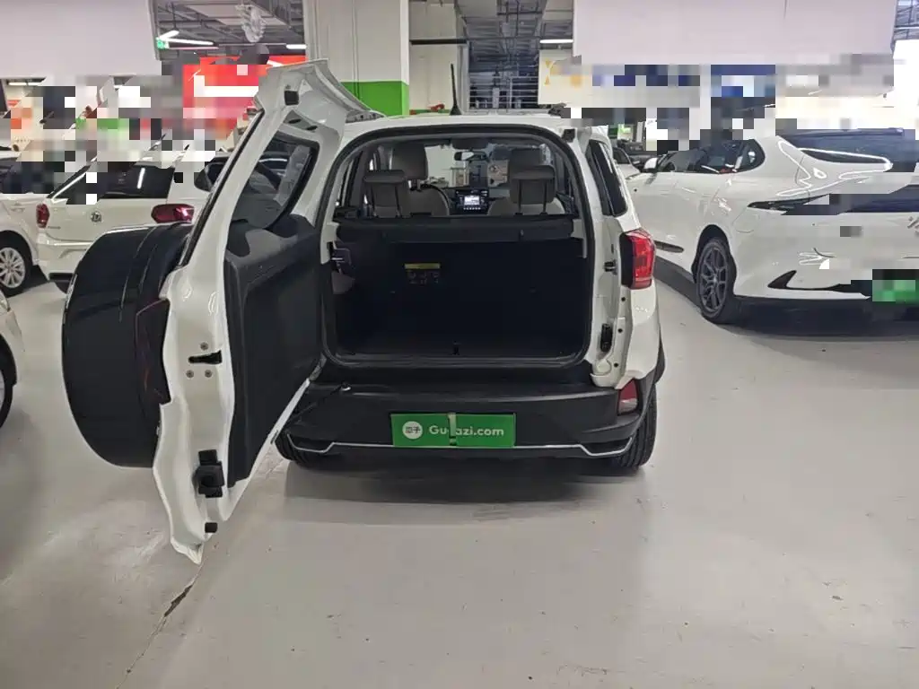 BYD Yuan Pro — миниатюра 19