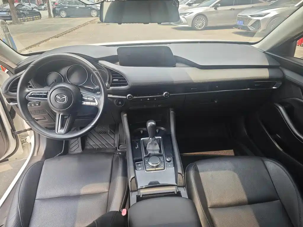 Mazda 3 Axela — миниатюра 4