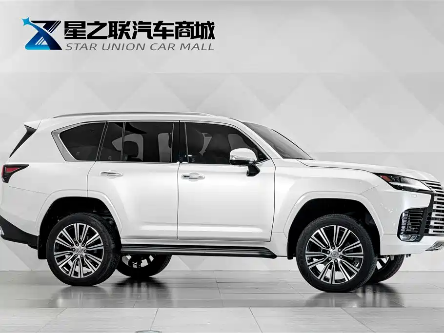 Lexus LX — миниатюра 5