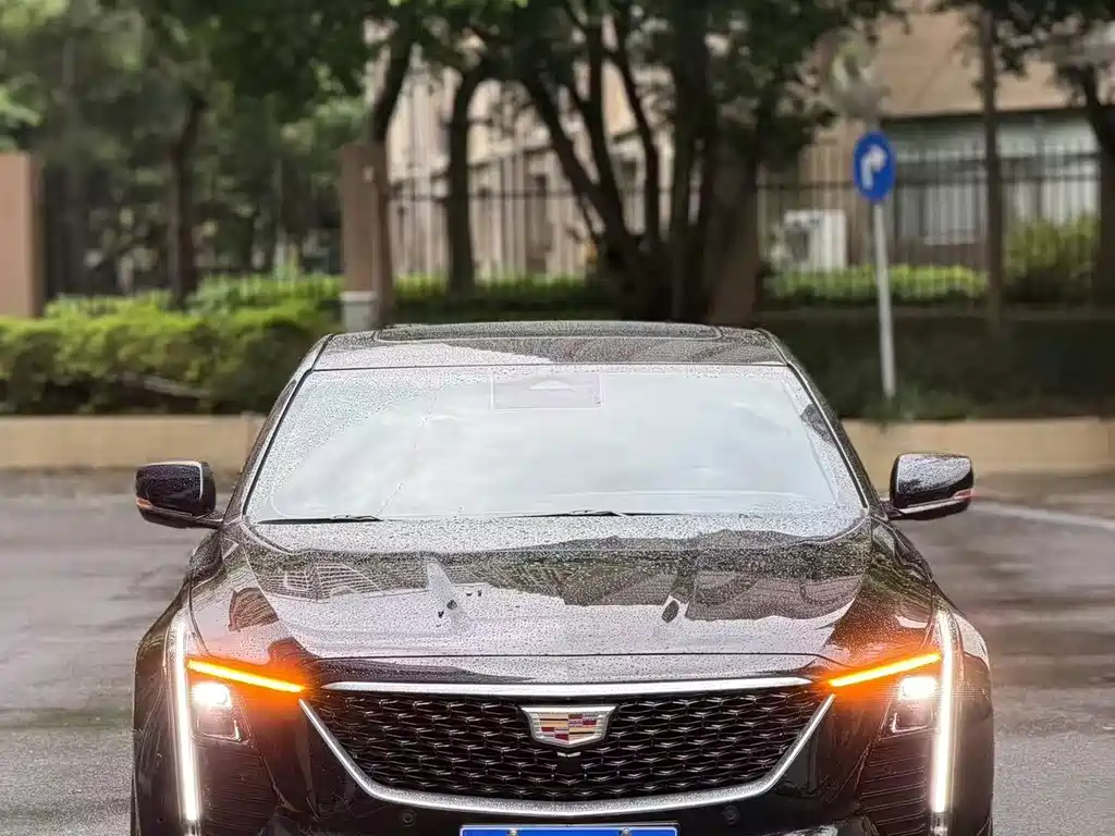 Cadillac CT5 — миниатюра 2
