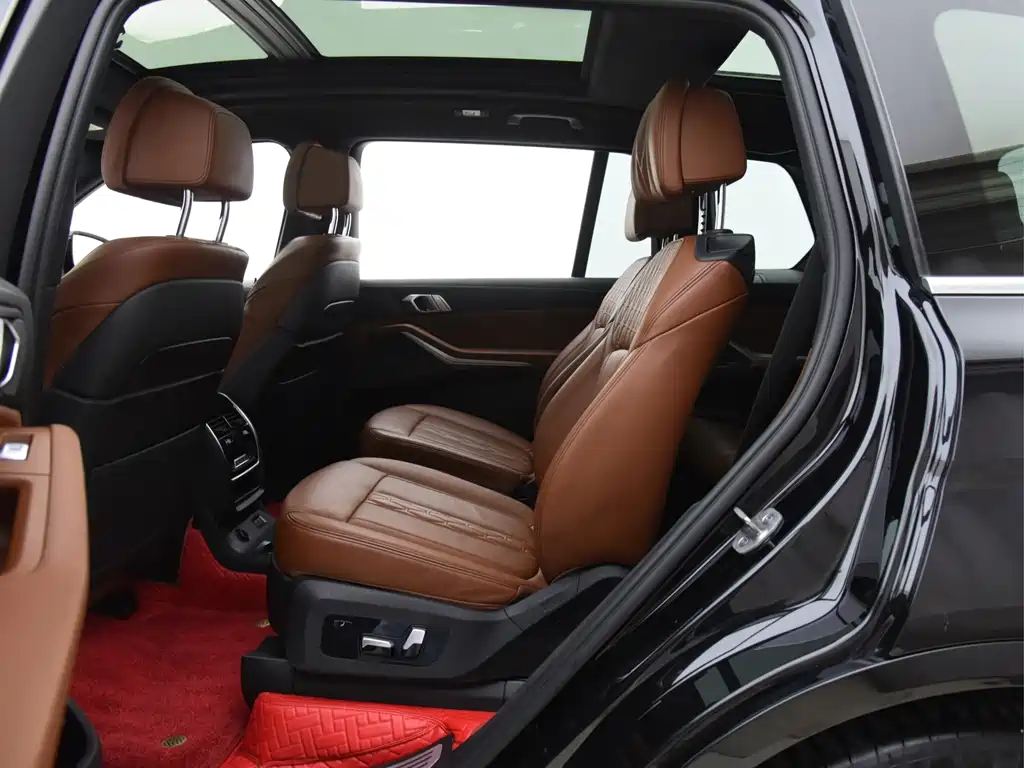 BMW X7 — миниатюра 8