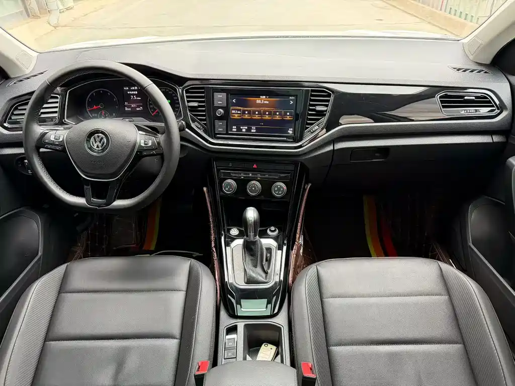 Volkswagen T-Roc 280TSI DSG 2WD Comfort Type China V, фото 7