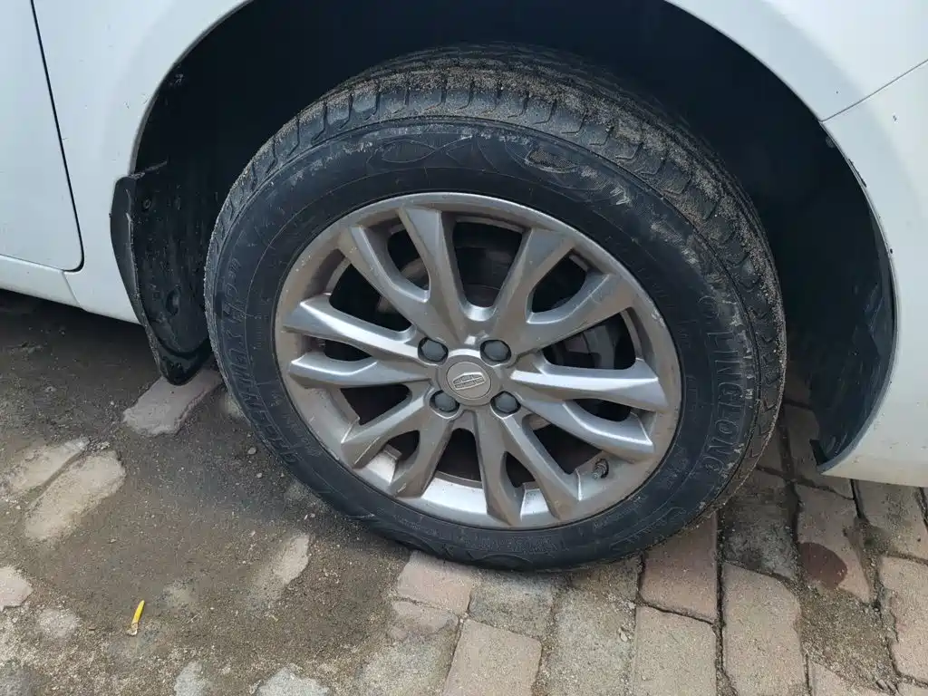 Geely Vision — миниатюра 8