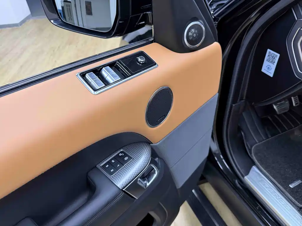Land Rover Sport — миниатюра 7