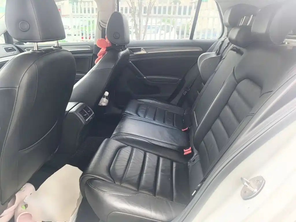 Volkswagen Golf — миниатюра 17