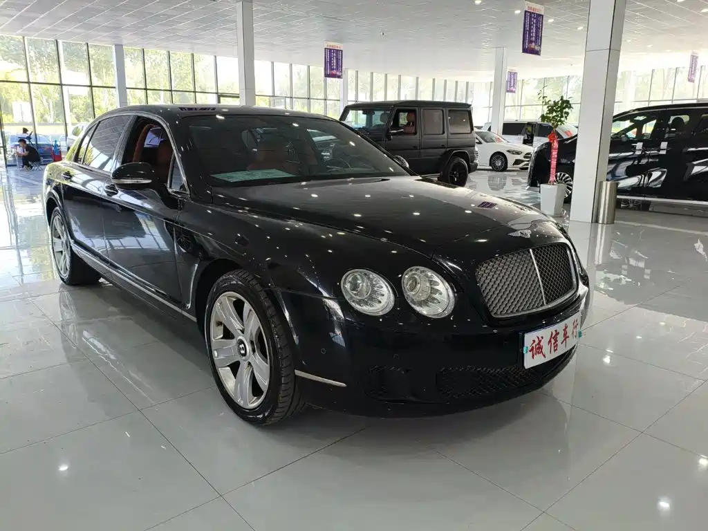 Bentley Flying Spur — миниатюра 3