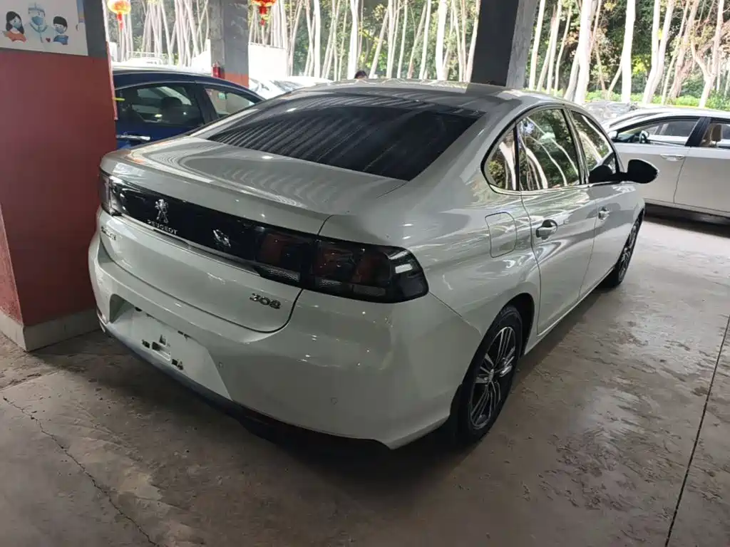 Peugeot 308 — миниатюра 7
