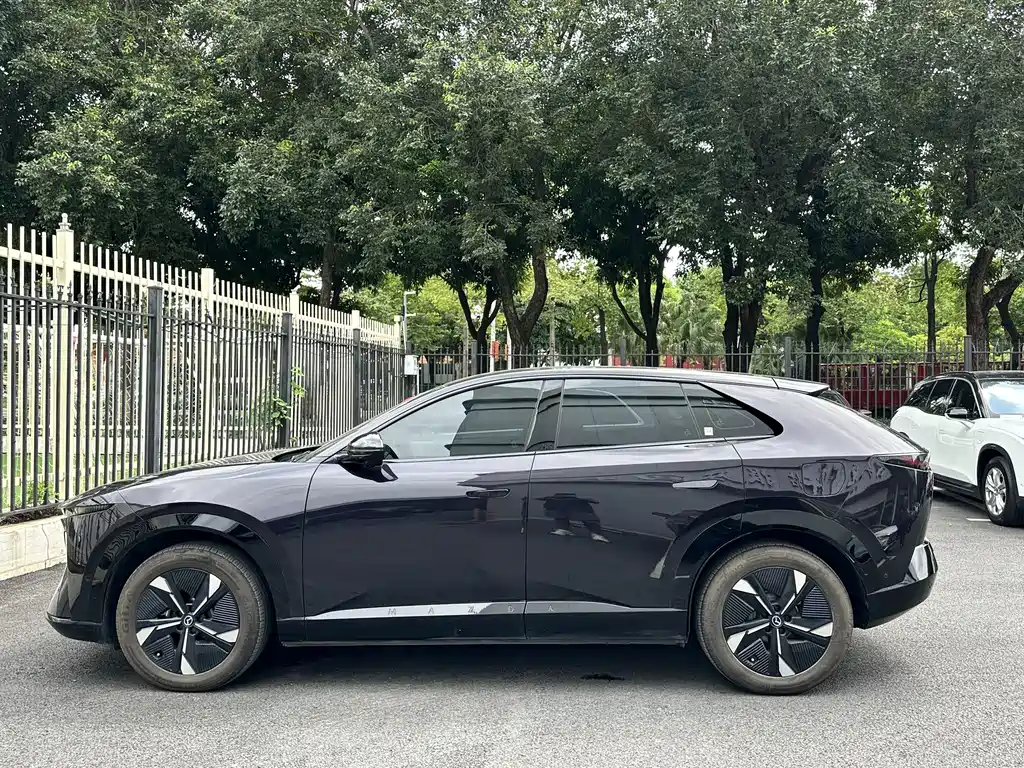 Mazda EZ-60 — миниатюра 8