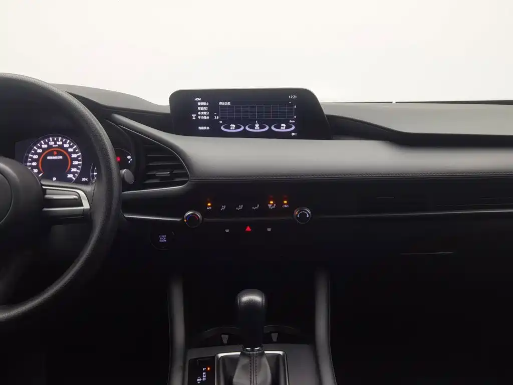 Mazda 3 Axela — миниатюра 12