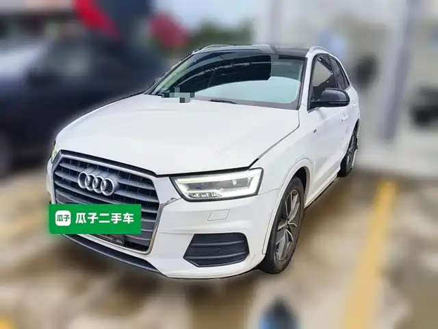AUDI  Q3 2018