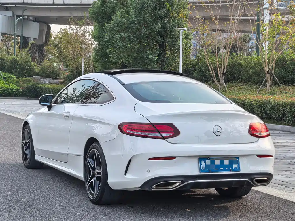 MERCEDES-BENZ C CLASS