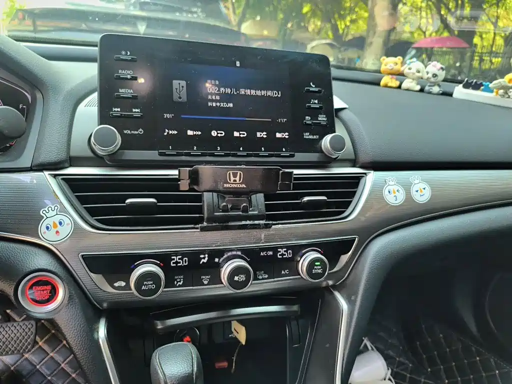 Honda Accord — миниатюра 14