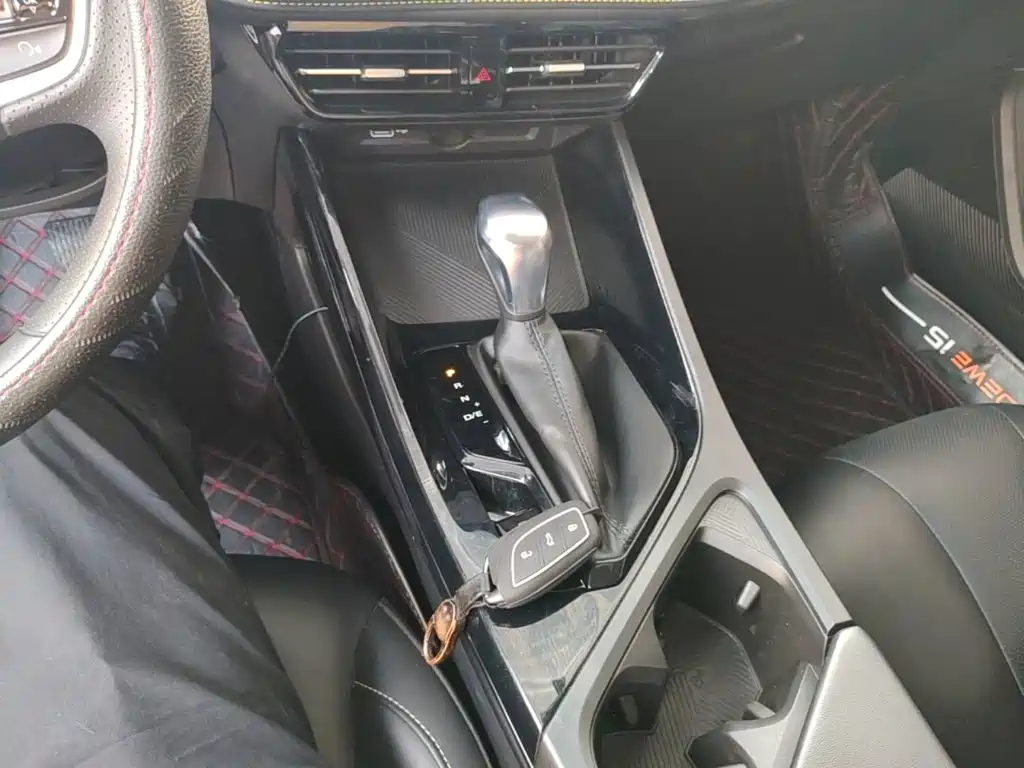 Roewe i5 — миниатюра 14