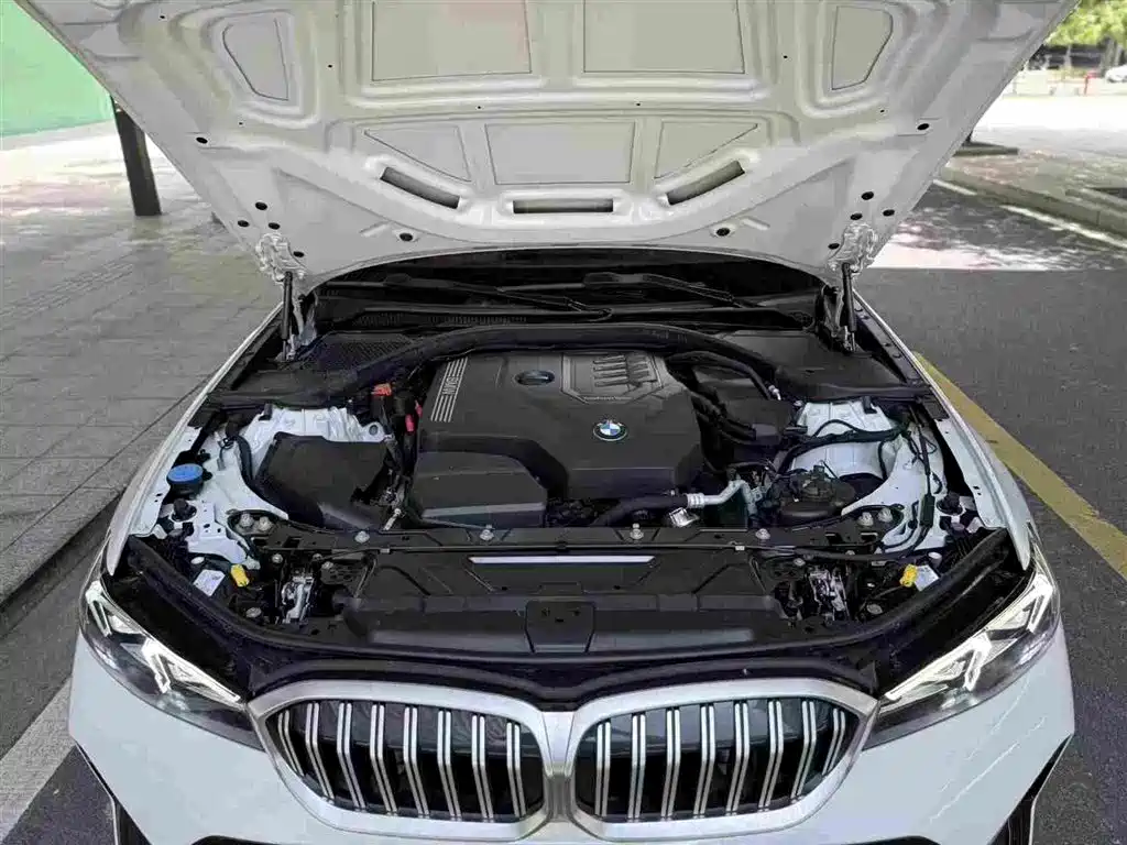 BMW 3 Series 3 2024 320i M Sport