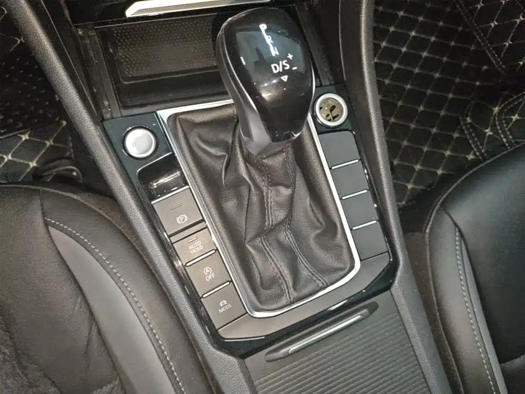 Volkswagen Sagitar — миниатюра 14