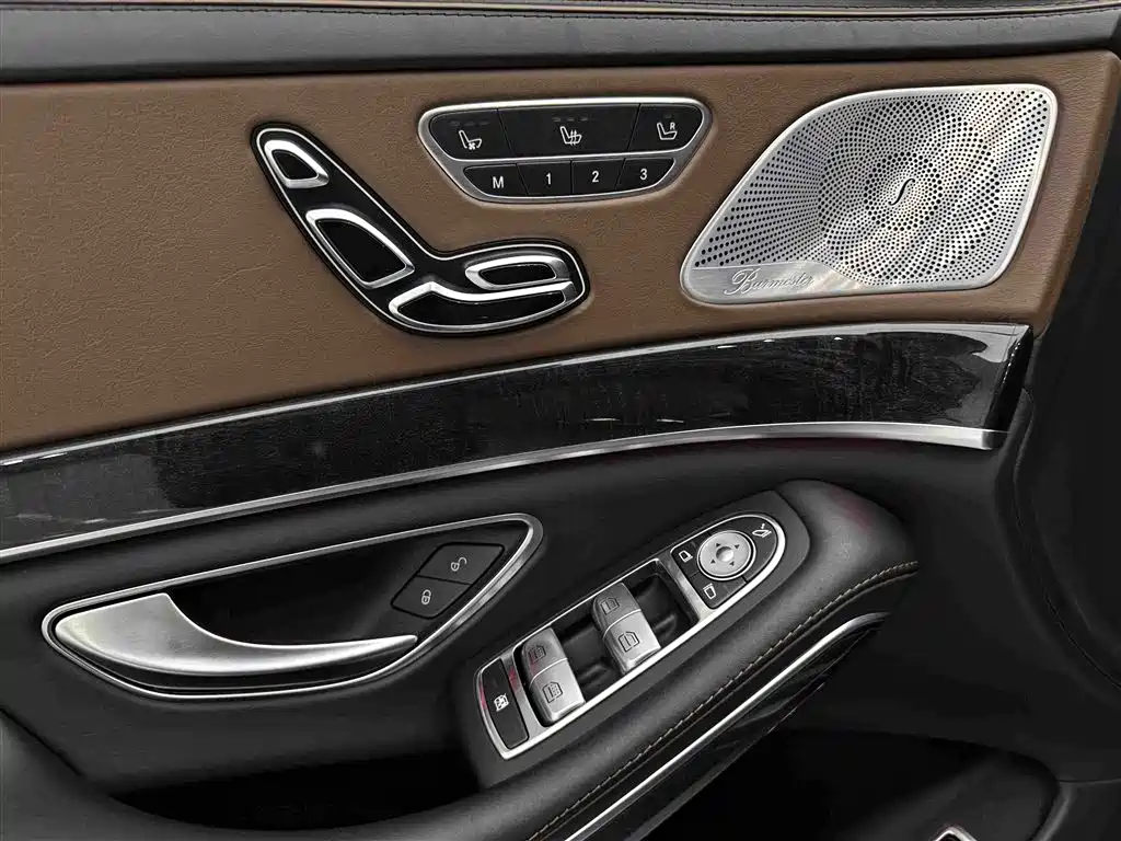 Mercedes-Benz S-Class — миниатюра 26