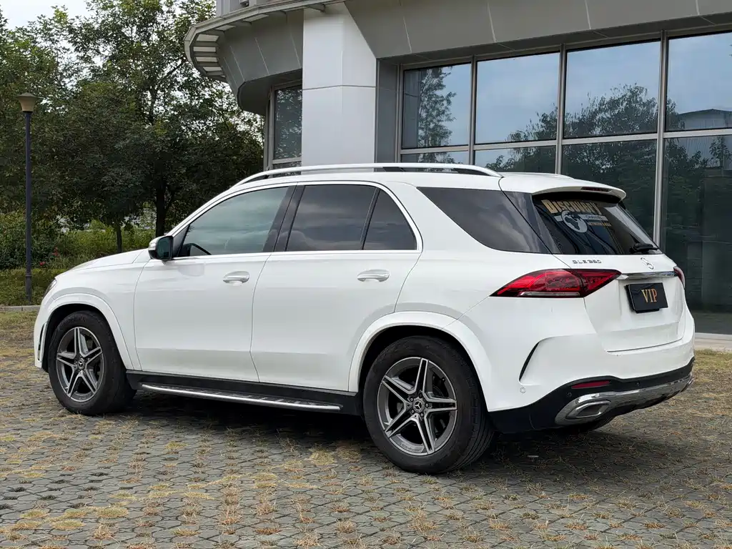 Mercedes-Benz GLE (Import) — миниатюра 6