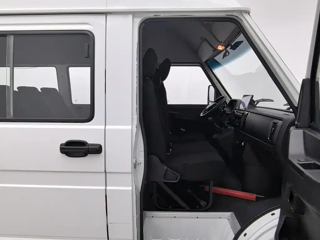 IVECO Daily — миниатюра 23
