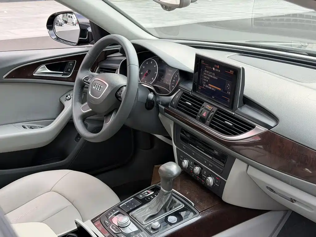 Audi A6L — миниатюра 8