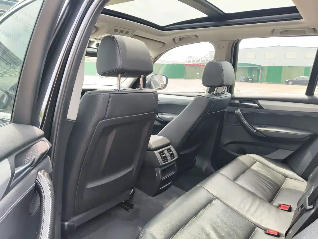 BMW X3 (Import) — миниатюра 10