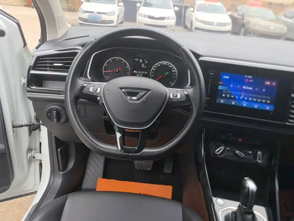 Jetta VS5 — миниатюра 11