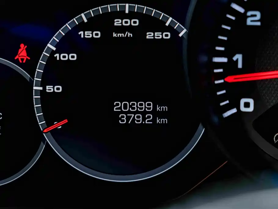 Porsche Cayenne — миниатюра 10
