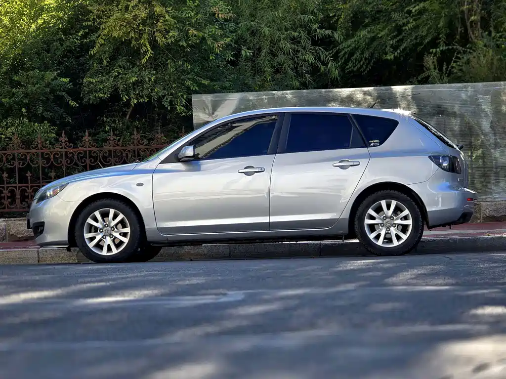 Mazda 3 (Import) — миниатюра 5