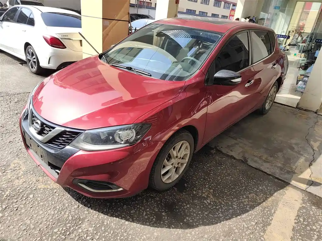 Nissan Tiida 2021
