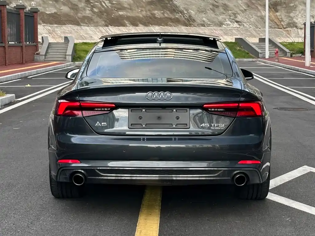 Audi A5 (Import) — миниатюра 17
