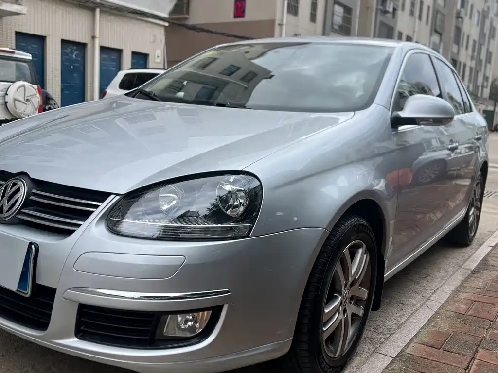 Volkswagen Sagitar 2011