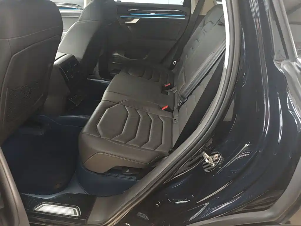 Volkswagen Touareg — миниатюра 17