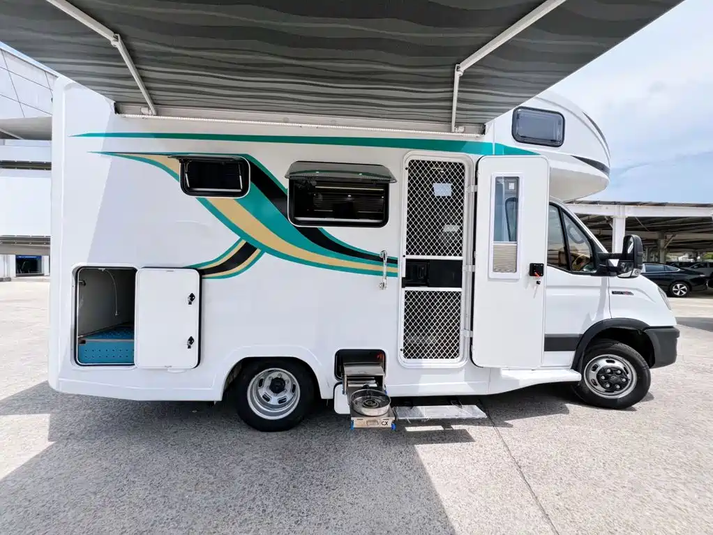 IVECO Ousheng — миниатюра 3