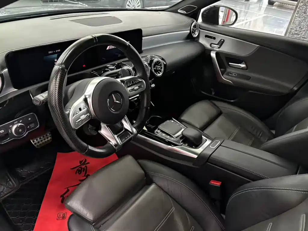 MERCEDES-BENZ A CLASS AMG