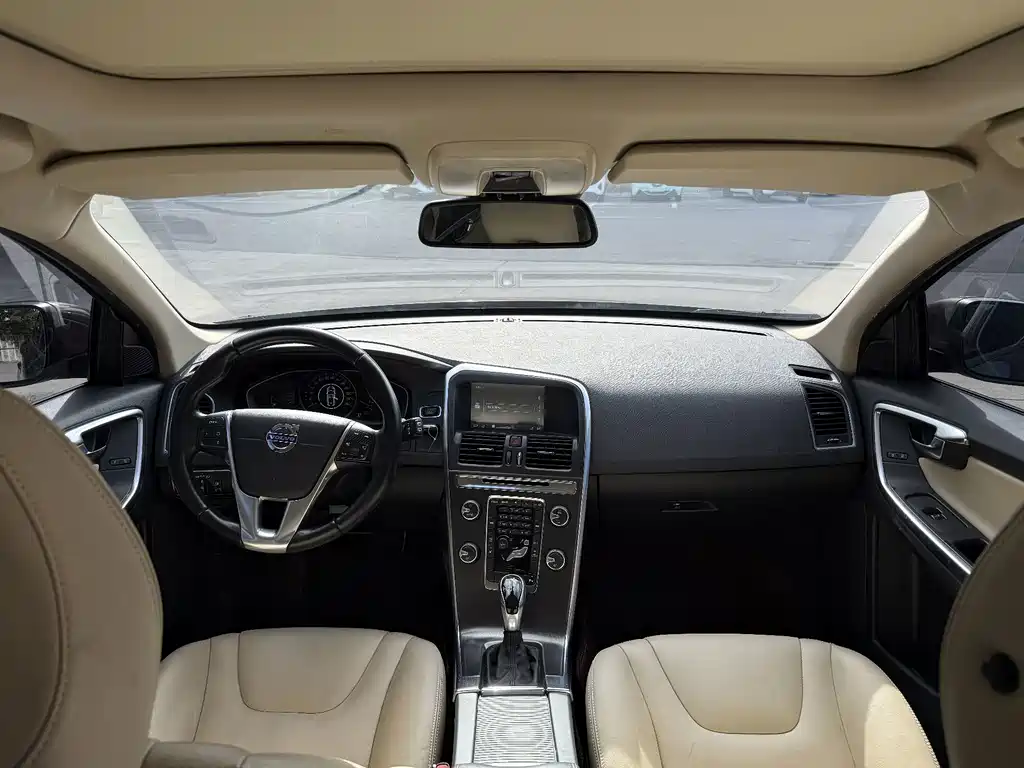 Volvo XC60 (Import) — миниатюра 7