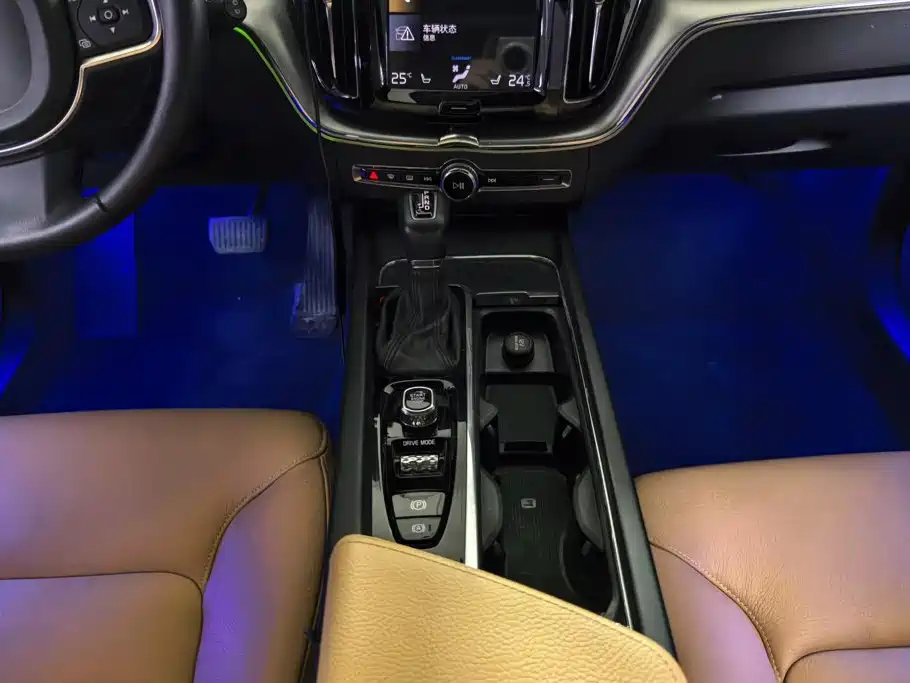Volvo XC60 — миниатюра 16