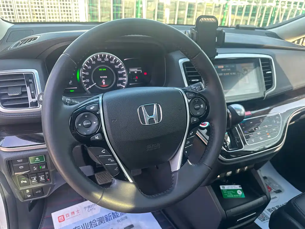 Honda Odyssey — миниатюра 6